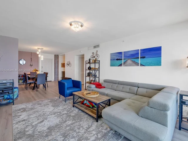 2501 S Ocean Dr # 922, Hollywood FL 33019