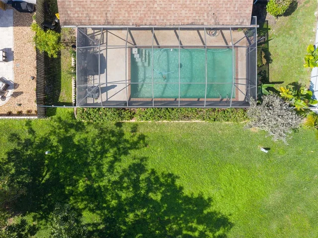 1676 S Goldeneye Ln, Homestead FL 33035