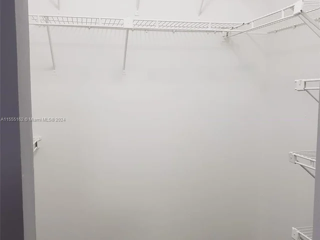 5641 Riverside Dr, Coral Springs FL 33067