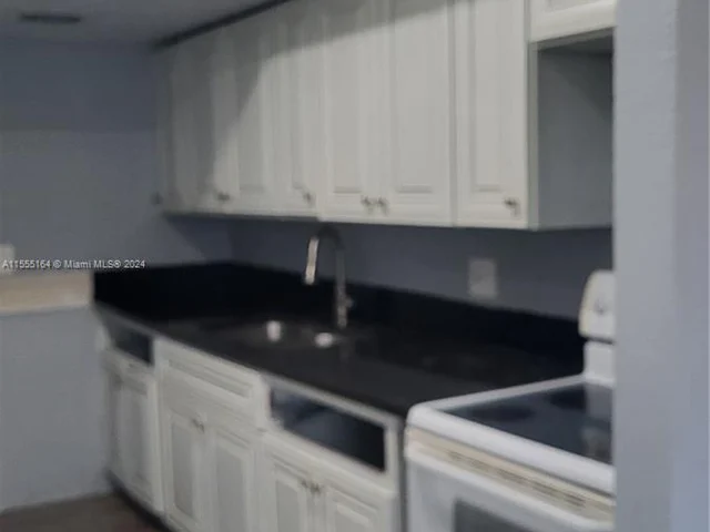 5970 NW 21st St, Lauderhill FL 33313