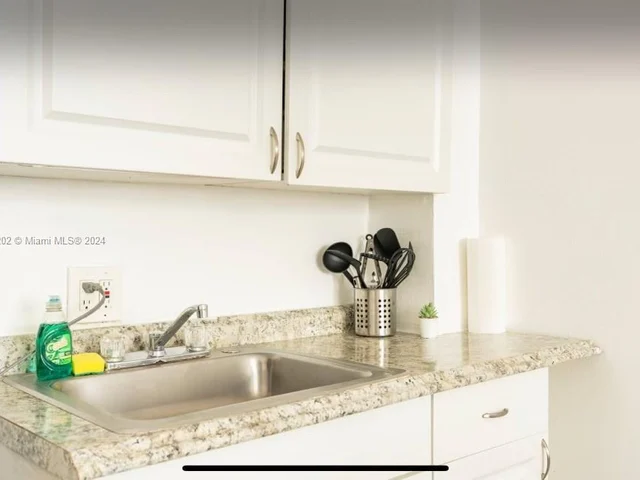 3801 Indian Creek Dr # 104B, Miami Beach FL 33140