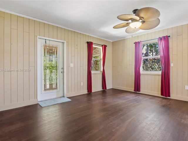 3135 SW 82nd Ave, Miami FL 33155