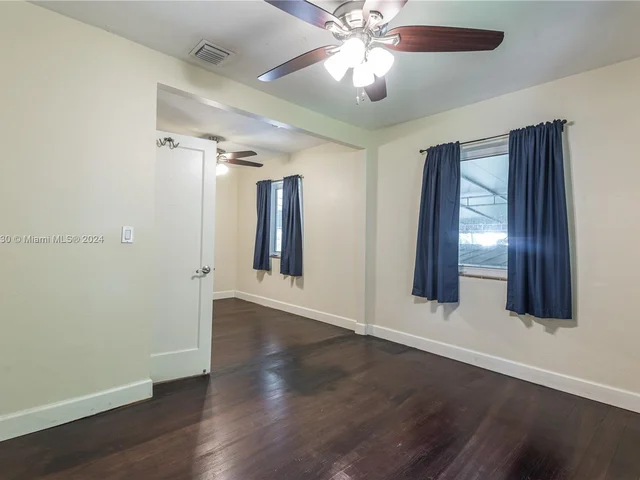 3135 SW 82nd Ave, Miami FL 33155