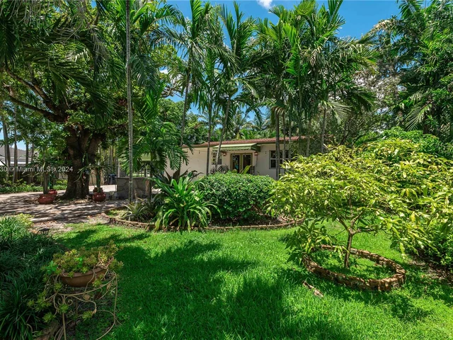 3135 SW 82nd Ave, Miami FL 33155