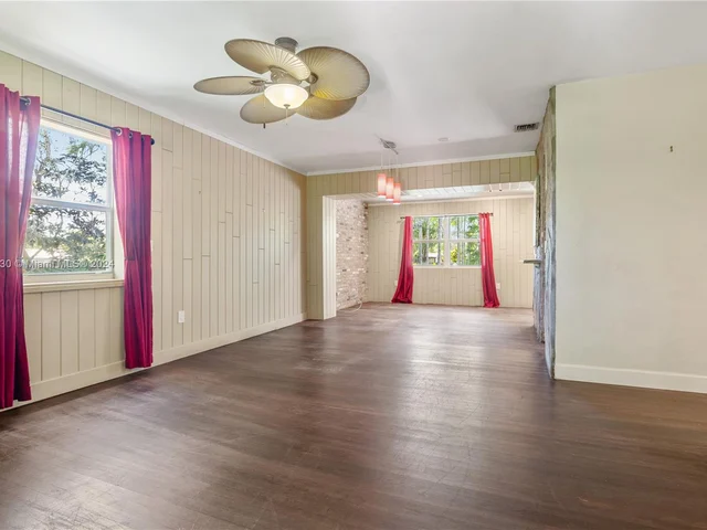 3135 SW 82nd Ave, Miami FL 33155