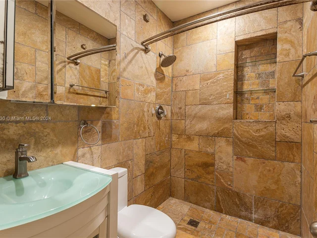 3135 SW 82nd Ave, Miami FL 33155