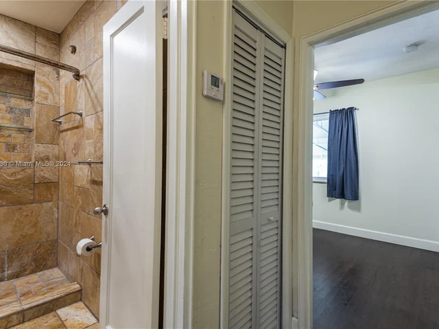 3135 SW 82nd Ave, Miami FL 33155