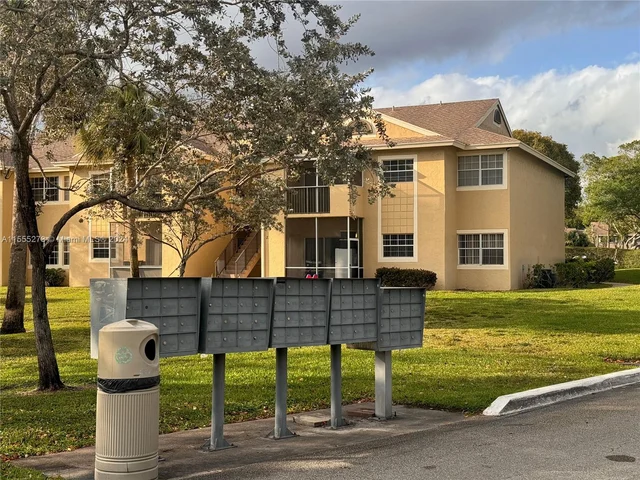 891 Cypress Park Way # P6, Deerfield Beach FL 33064