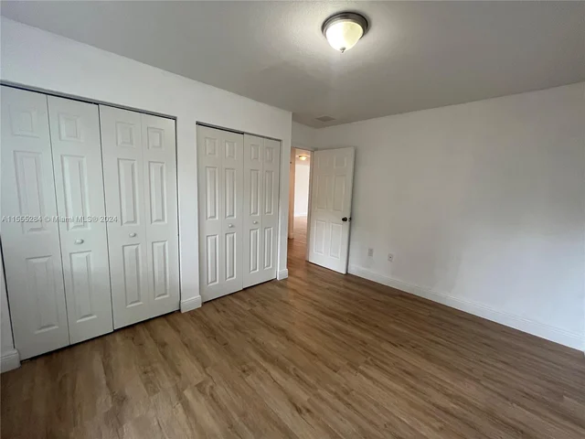 515 NW 77th St # 515, Miami FL 33150