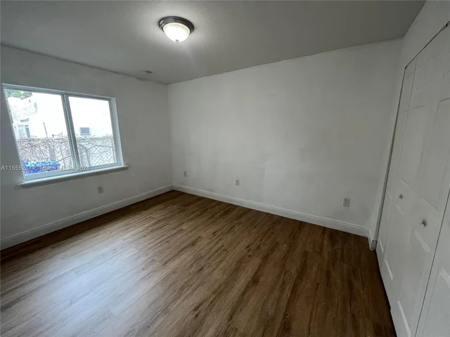 515 NW 77th St # 515, Miami FL 33150