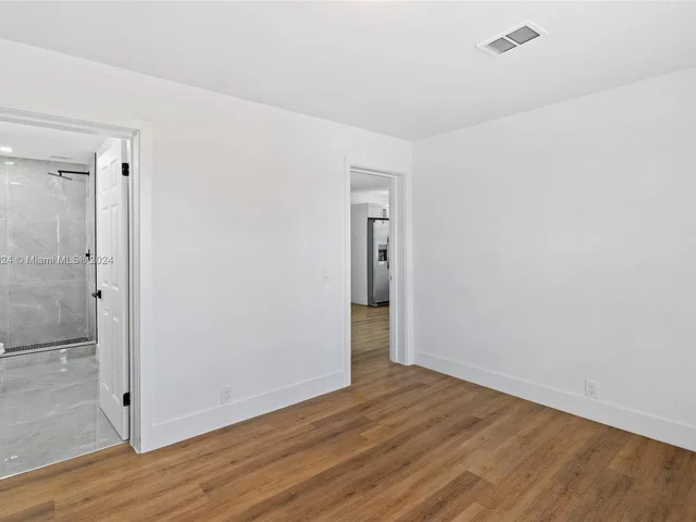 11 NE 17th Ave, Boynton Beach FL 33435