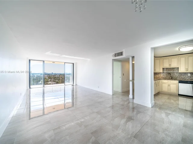 2450 NE 135th St # 909, North Miami FL 33181