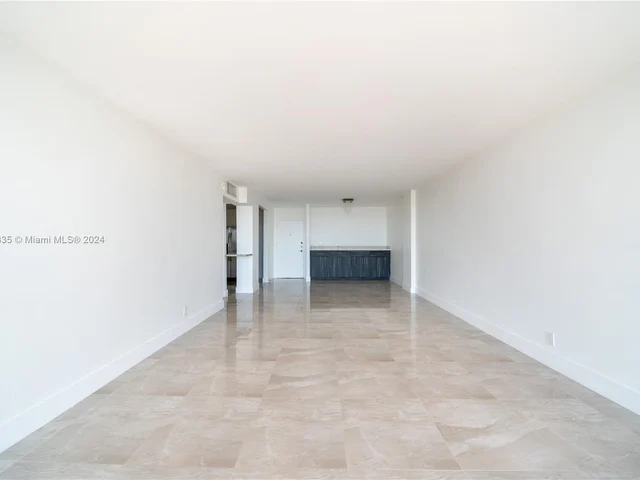2450 NE 135th St # 909, North Miami FL 33181