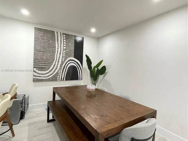 4900 NW 79th Ave # 205, Doral FL 33166