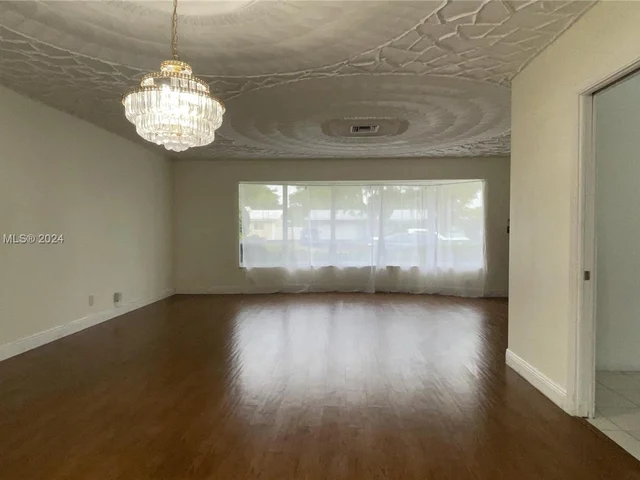 5118 Adams St, Hollywood FL 33021