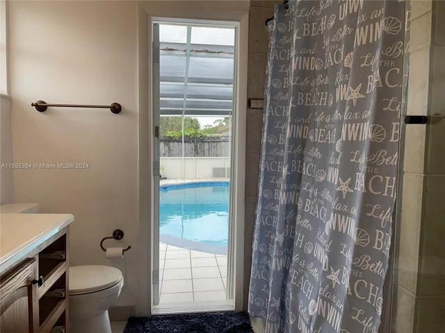 5118 Adams St, Hollywood FL 33021