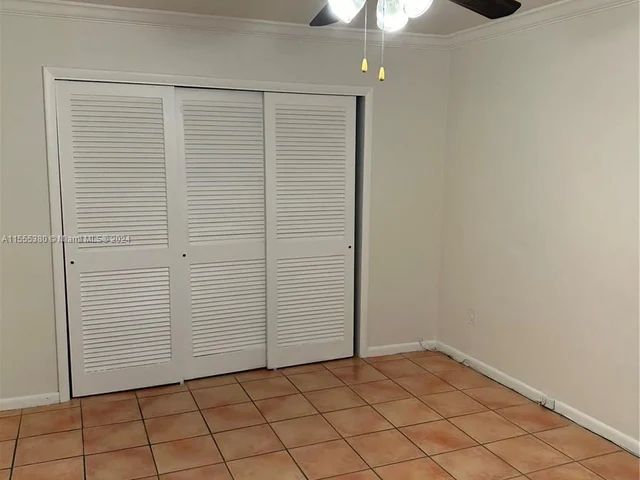 255 Sunrise Dr # 203, Key Biscayne FL 33149