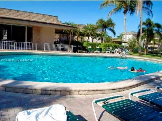 2500 SW 81st Ave # 401, Davie FL 33324