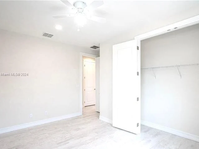 8915 Watercrest Cir W, Parkland FL 33076