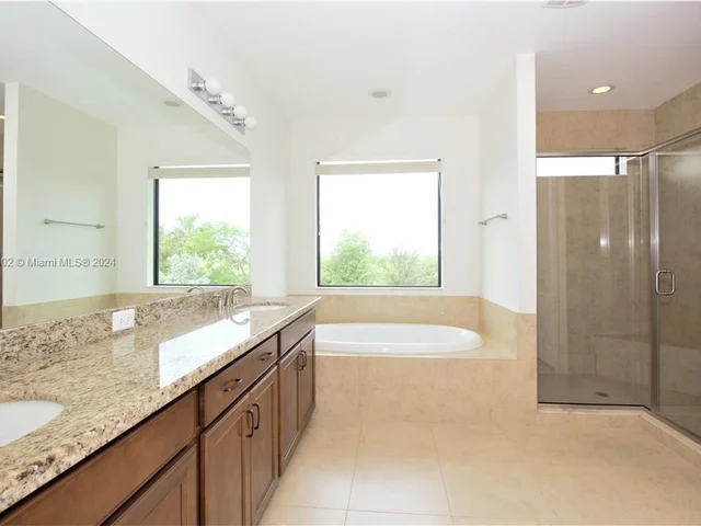 8915 Watercrest Cir W, Parkland FL 33076