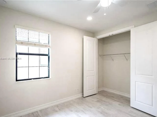 8915 Watercrest Cir W, Parkland FL 33076