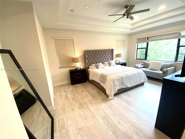 8915 Watercrest Cir W, Parkland FL 33076