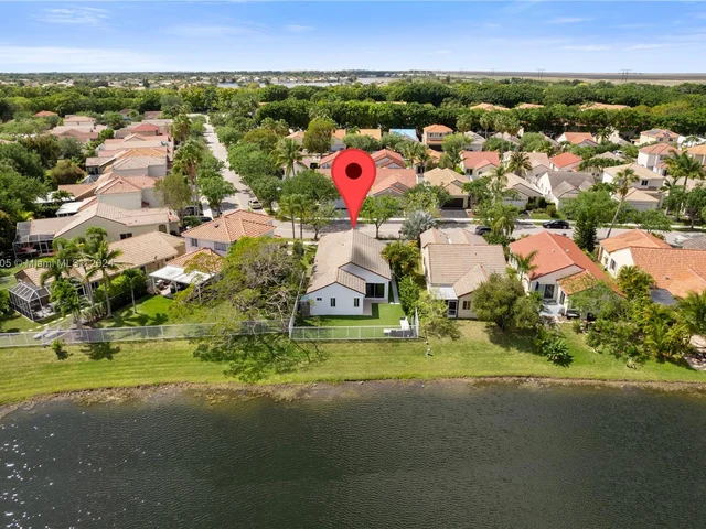 754 San Remo Dr, Weston FL 33326