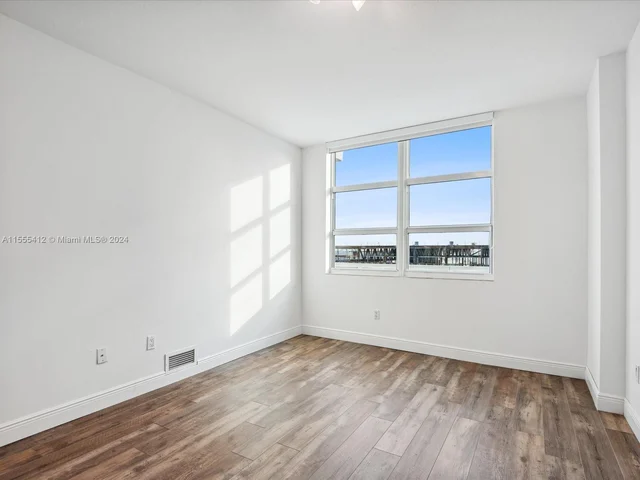 1819 SE 17th St # 1010, Fort Lauderdale FL 33316