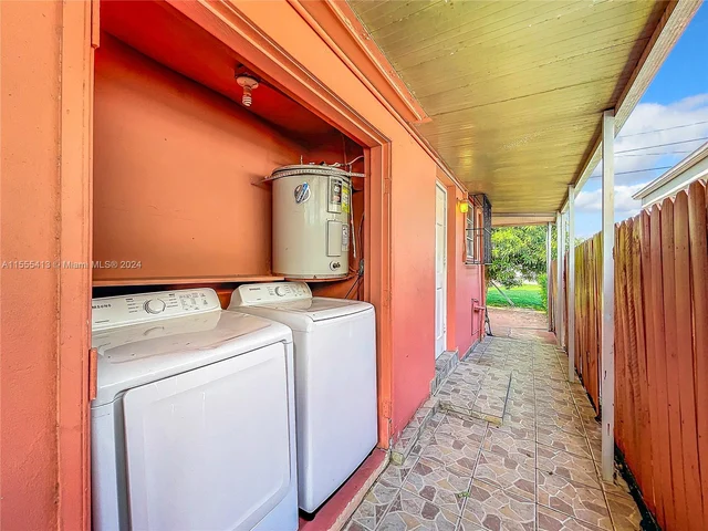 1440 W 3rd Ave, Hialeah FL 33010