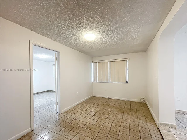 1440 W 3rd Ave, Hialeah FL 33010