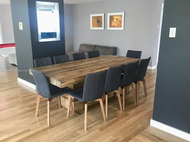 133 NE 2nd Ave # 1004, Miami FL 33132