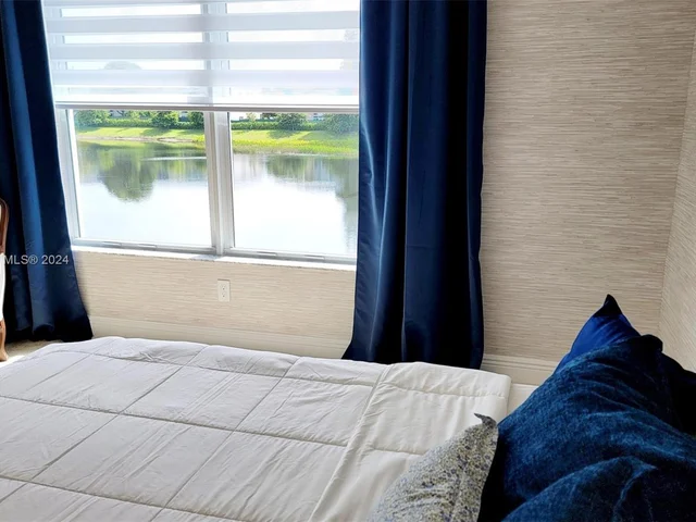 587 Sanderling Cir # 0, Deerfield Beach FL 33442