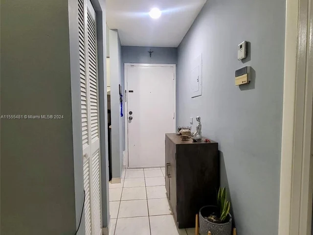 7400 W 20th Ave # 213, Hialeah FL 33016