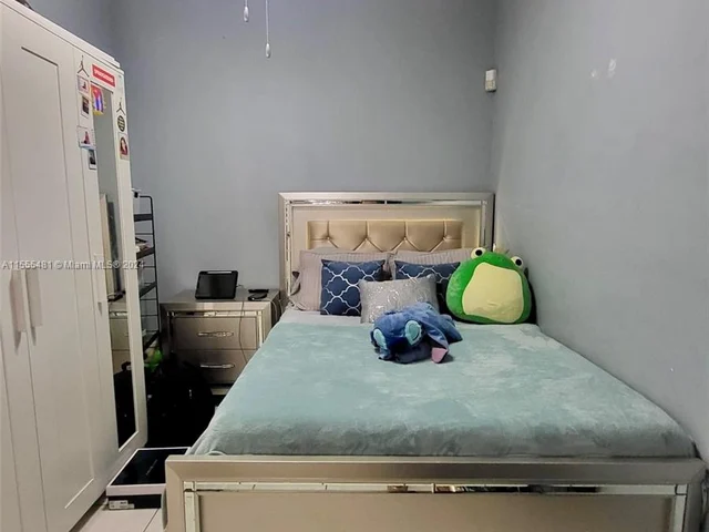 7400 W 20th Ave # 213, Hialeah FL 33016