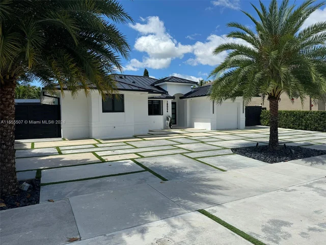 18064 SW 149TH PL, Miami FL 33187