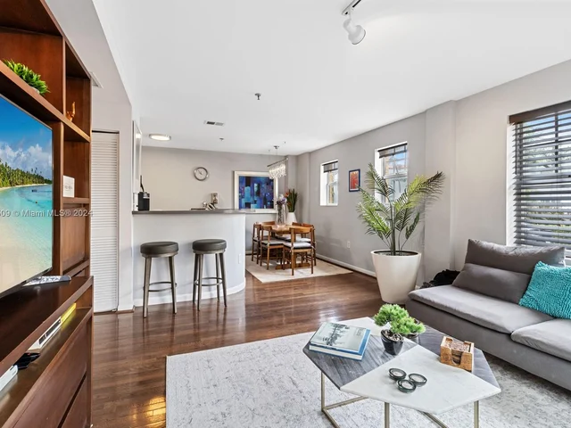 1255 Pennsylvania Ave # 110, Miami Beach FL 33139