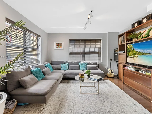 1255 Pennsylvania Ave # 110, Miami Beach FL 33139