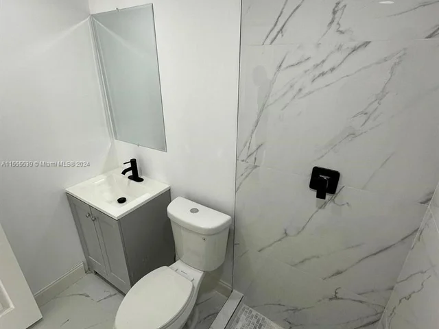 2313 NW 20th St, Fort Lauderdale FL 33311