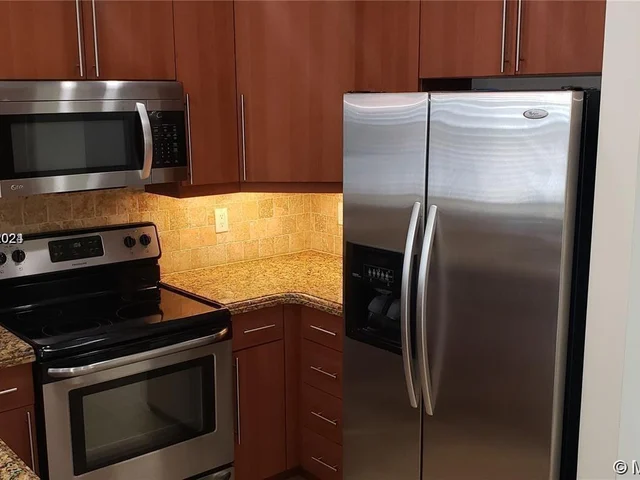 2726 Coconut Ave # 2726, Miami FL 33133