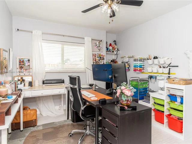 15531 SW 35th Ter, Miami FL 33185