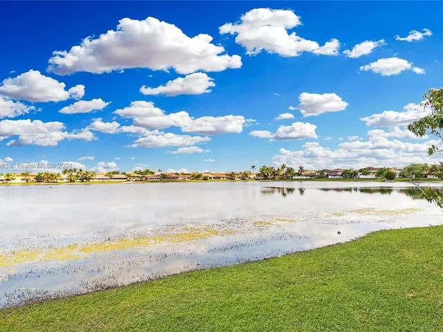 15531 SW 35th Ter, Miami FL 33185