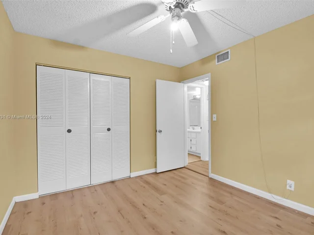 10501 W Broward Blvd # 304, Plantation FL 33324