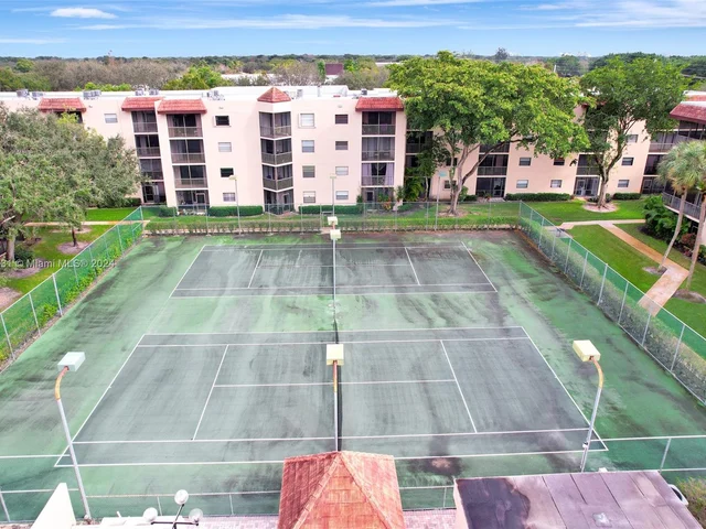 10501 W Broward Blvd # 304, Plantation FL 33324