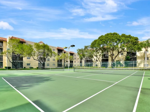 10501 W Broward Blvd # 304, Plantation FL 33324