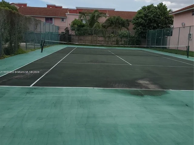 8031 Lake Dr # 202, Doral FL 33166