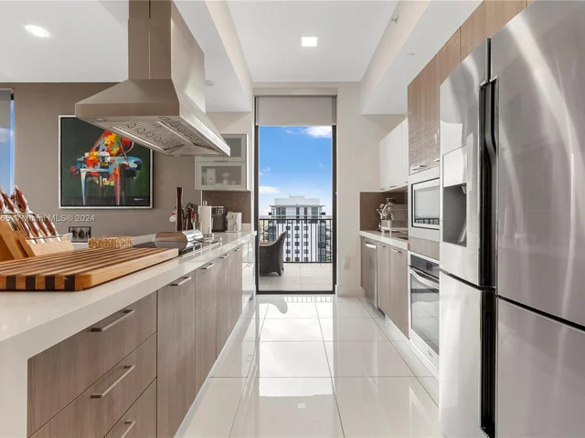 5252 NW 85th Ave # 2106, Doral FL 33166