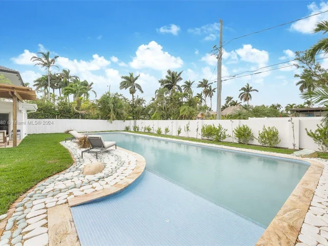 1311 Pierce St # 1, Hollywood FL 33019