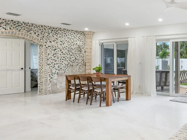 1311 Pierce St # 1, Hollywood FL 33019