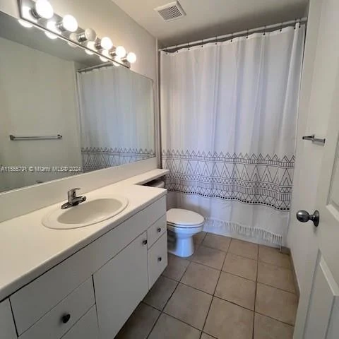 616 Clearwater Park Rd # 504, West Palm Beach FL 33401