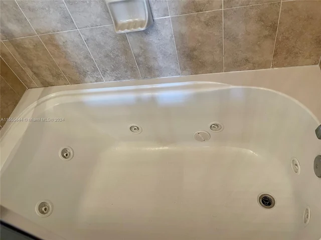 10012 NW 7th St # 207, Miami FL 33172